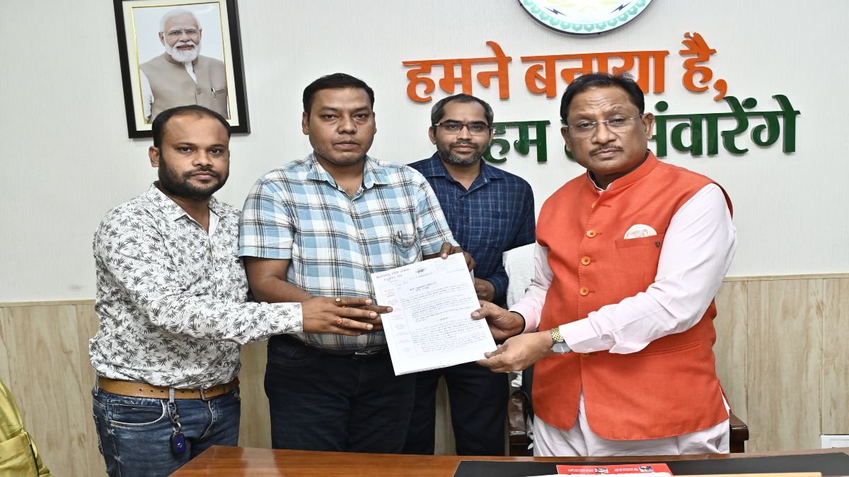 अलग खबर : छत्तीसगढ़ में 76 हजार दिव्यांग छात्र और उनके लिए शिक्षक सिर्फ 240, संविलियन कब ? मुख्यमंत्री से संघ ने की मुलाकात