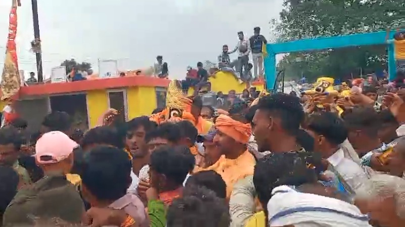 जगन्नाथ रथयात्रा : कंधों पर निकलती है आस्था की गूंज, 318 साल पुराने पांडादाह मंदिर की अनूठी रथयात्रा परंपरा