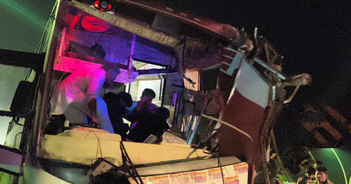 मौत से आमना-सामनाः ट्रेलर से जा भिड़ी 55 यात्रियों से भरी बस, हादसे के बाद मच गया कोहराम, जानिए किस हाल में मिले सब