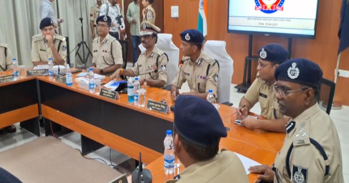 DGP ने पुलिस अफसरों के साथ की बैठक: अपराध नियंत्रण, ट्रैफिक स्थिति समेत इन मुद्दों की चर्चा, राजा रघुवंशी हत्याकांड मामले में कही ये बात