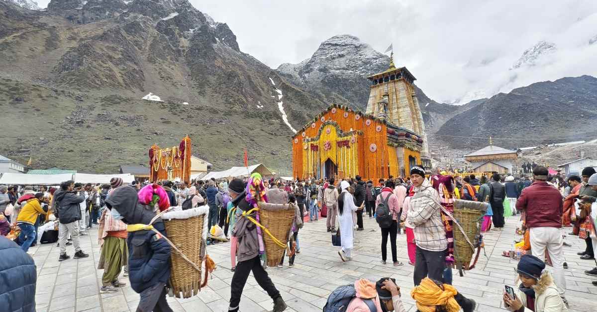 Kedarnath Yatra 2025 : केदारनाथ धाम में टूटे सारे रिकॉर्ड, भक्तों में दिखा जबरदस्त उत्साह, जानें 42 दिनों में कितने लोगों ने किया दर्शन