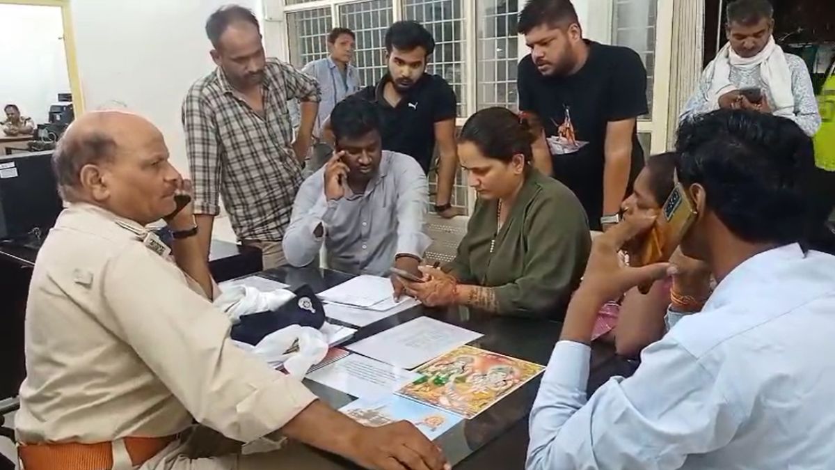 फिर धर्मांतरण का मामलाः बीमार महिला का इलाज के नाम पर ईसाई समुदाय ने धर्म परिवर्तन का बनाया दबाव, 4 के खिलाफ FIR