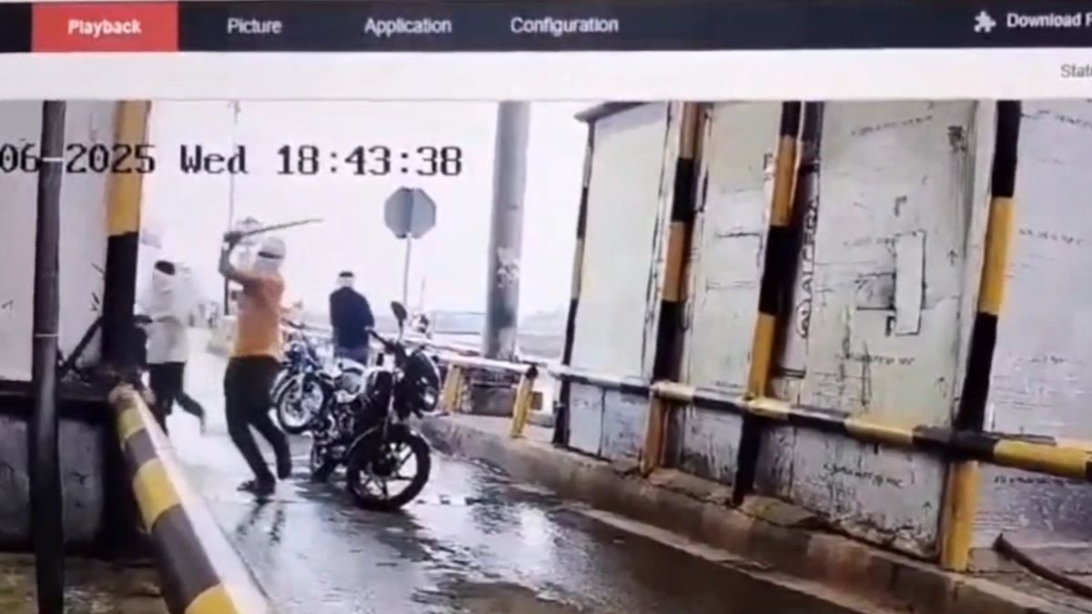 टोल प्लाजा पर मारपीटः 2 दर्जन नकाबपोश बदमाशों ने मचाया जमकर उत्पात, घटना सीसीटीवी कैमरे में कैद