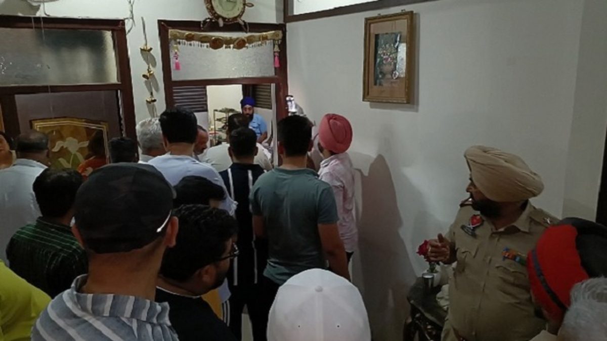 Punjab News: 12 बोर की राइफल से अचानक चली गोली, पूर्व पार्षद की मौत..