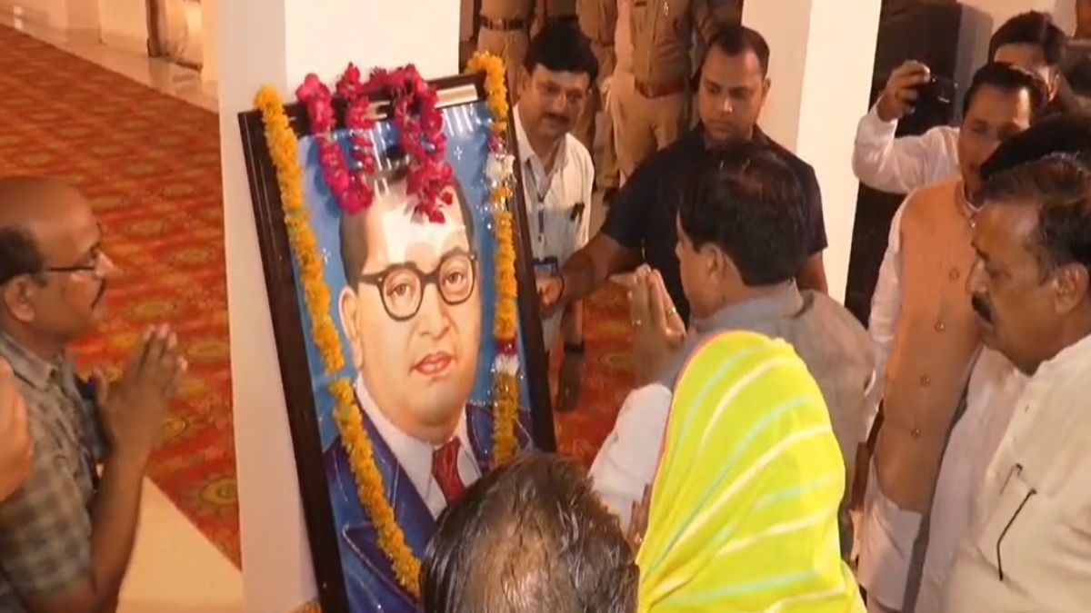 निर्माणाधीन अंबेडकर धाम का CM ने किया अवलोकनः डॉ मोहन बोले- बीजेपी ने महू में उनका पहला स्मारक बनाया, कांग्रेस ने उनके साथ किया छल
