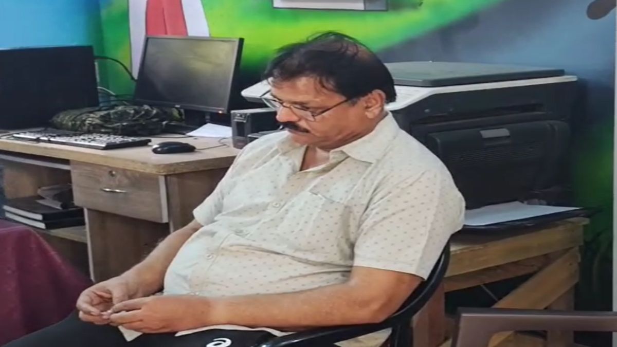 लोकायुक्त की बड़ी कार्रवाईः रिटायरमेंट के दो दिन पहले 50 हजार रिश्वत लेते कृषि विस्तार अधिकारी गिरफ्तारी