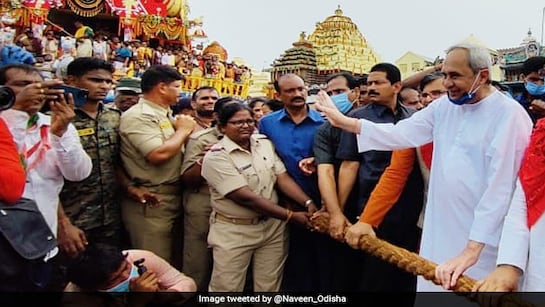 नवीन पटनायक ने रथ यात्रा में देरी पर जताई चिंता, कहा – अव्यवस्था के कारण हुये सैकड़ों लोग घायल
