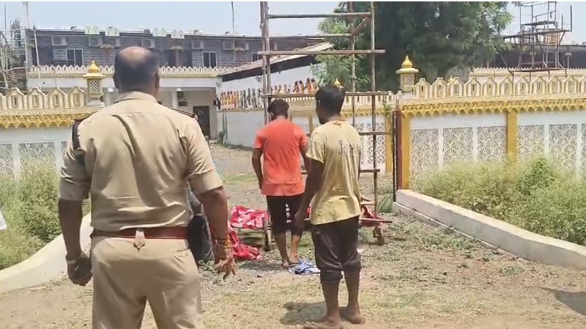 मैरिज गार्डन के सामने दौड़ा करंट: चपेट में आने से 3 लोगों की मौत, कई लोग घायल, मचा हड़कंप