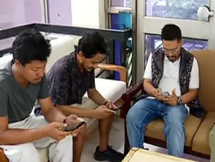 ईरान-इज़रायल युद्ध : घर लौटे ओडिशा के छात्र, साझा किए अपने भयावह अनुभव और बचने की कहानियाँ