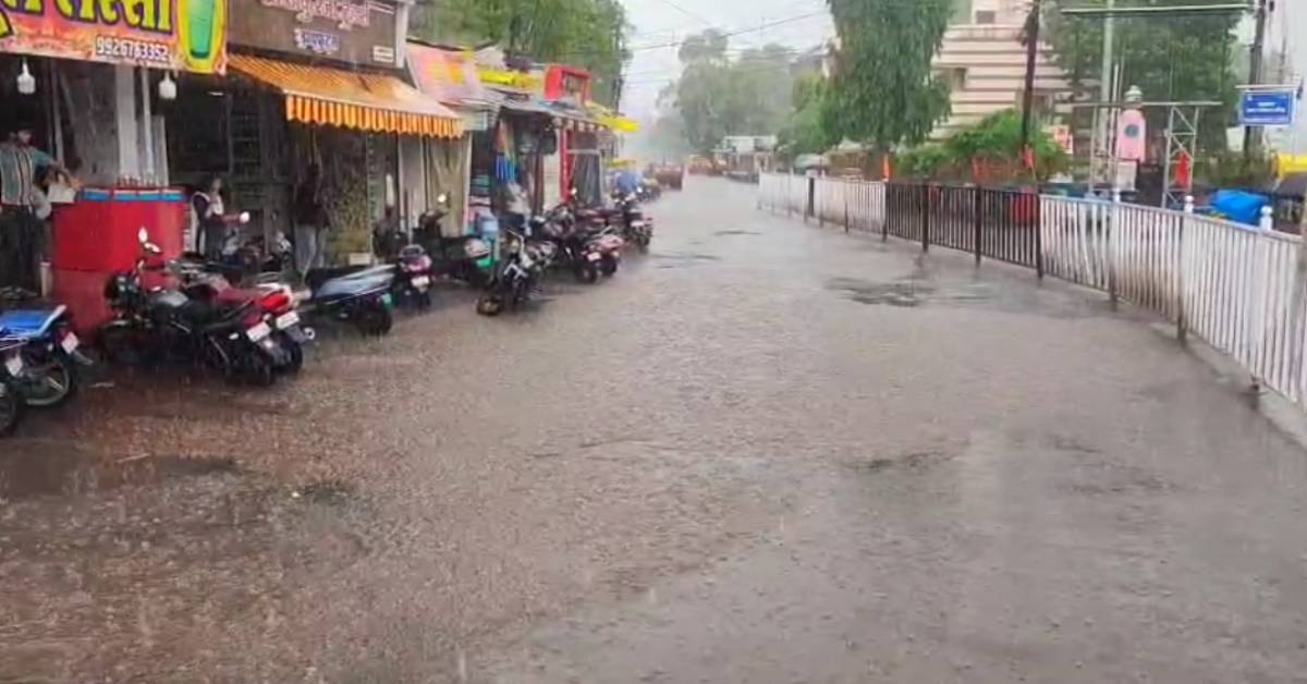 Bihar Weather : बिहार में आंधी-बारिश का यलो अलर्ट, कई जिलों में बिगड़ने वाला है मौसम