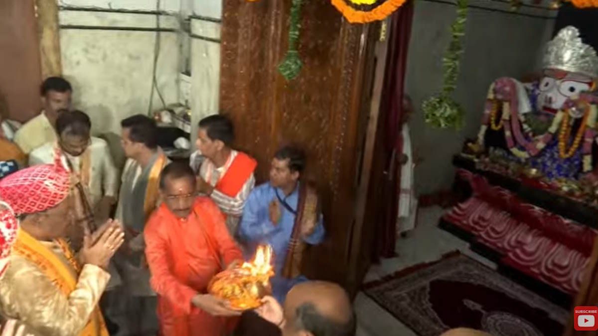 Raipur Rath Yatra Live : राज्यपाल डेका के साथ मुख्यमंत्री साय ने की भगवान जगन्नाथ की पूजा…