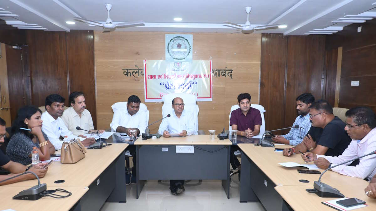 युक्तियुक्तकरण का असर, देवभोग में नहीं रहे शिक्षक विहिन स्कूल, मैनपुर में दूर हुई शिक्षकों की समस्या