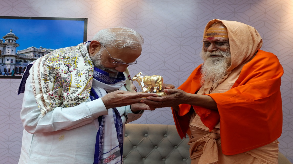 मोतिहारी: चंचल बाबा ने PM मोदी को दिया विश्व गुरु बनने का आशीर्वाद, कहा- वह कोई साधारण व्यक्ति नहीं