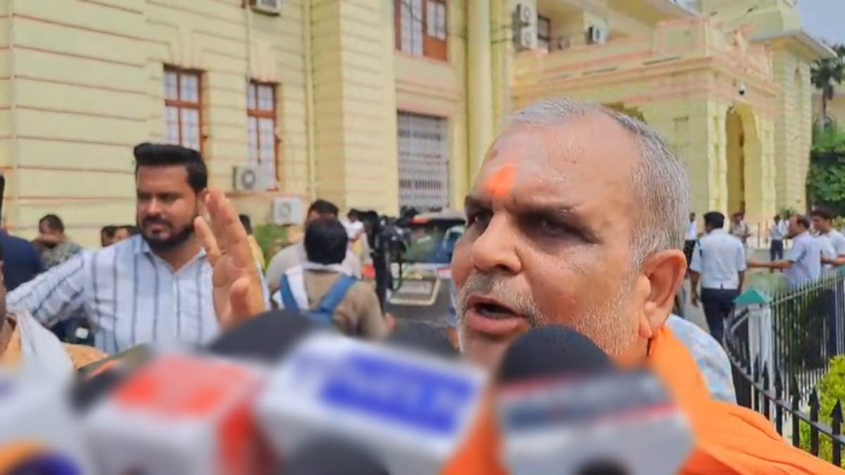 ‘महागठबंधन चुनाव बहिष्कार नहीं कर सकता’: भाजपा विधायक हरीभूषण ठाकुर का बयान, कहा- डर और झूठ की राजनीति कर रहा है विपक्ष, चुनाव आयोग किसी दबाव में नहीं