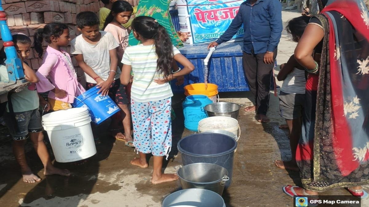 Water Crisis : सीतामढ़ी में नल-जल योजना फेल, पानी के लिए मचा हाहाकार