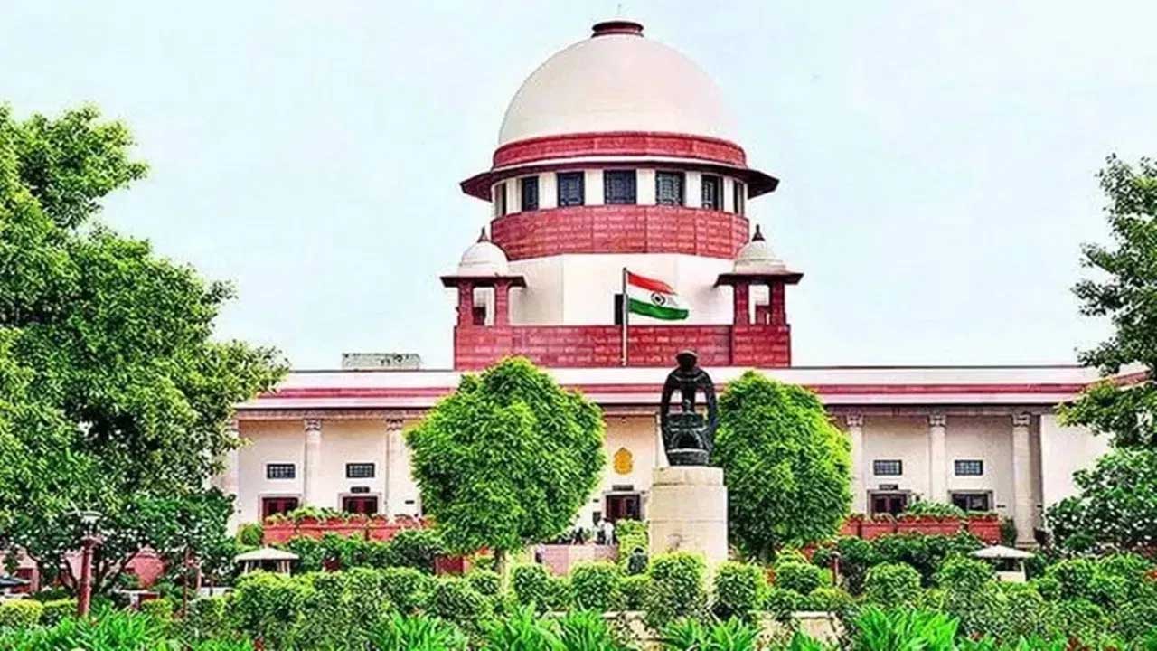 खुद की गलती से हुआ रोड एक्सीडेंट तो बीमा कंपनियां भुगतान करने के लिए बाध्य नहीं, सुप्रीम कोर्ट का बड़ा फैसला