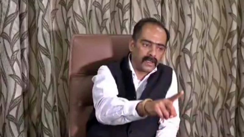 हिमाचल के मंत्री अनिरुद्ध सिंह के खिलाफ FIR दर्ज, जानें क्या लगा है आरोप