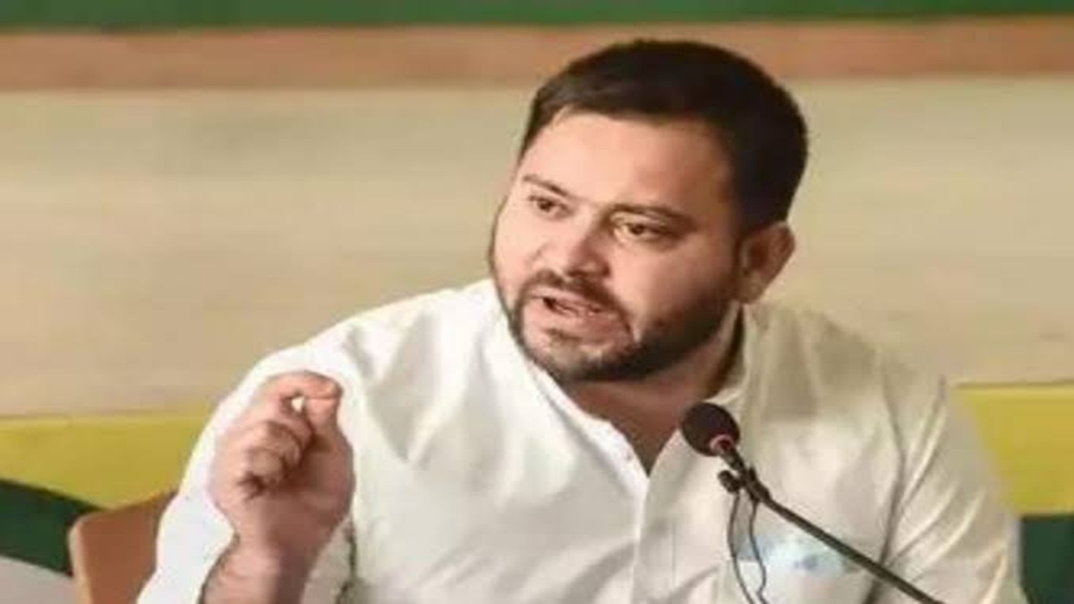 Bihar Election 2025 : बिना सर्वदलीय बैठक के मतदाता पुनरीक्षण गलत, नेता प्रतिपक्ष यादव का चुनाव आयोग पर हमला