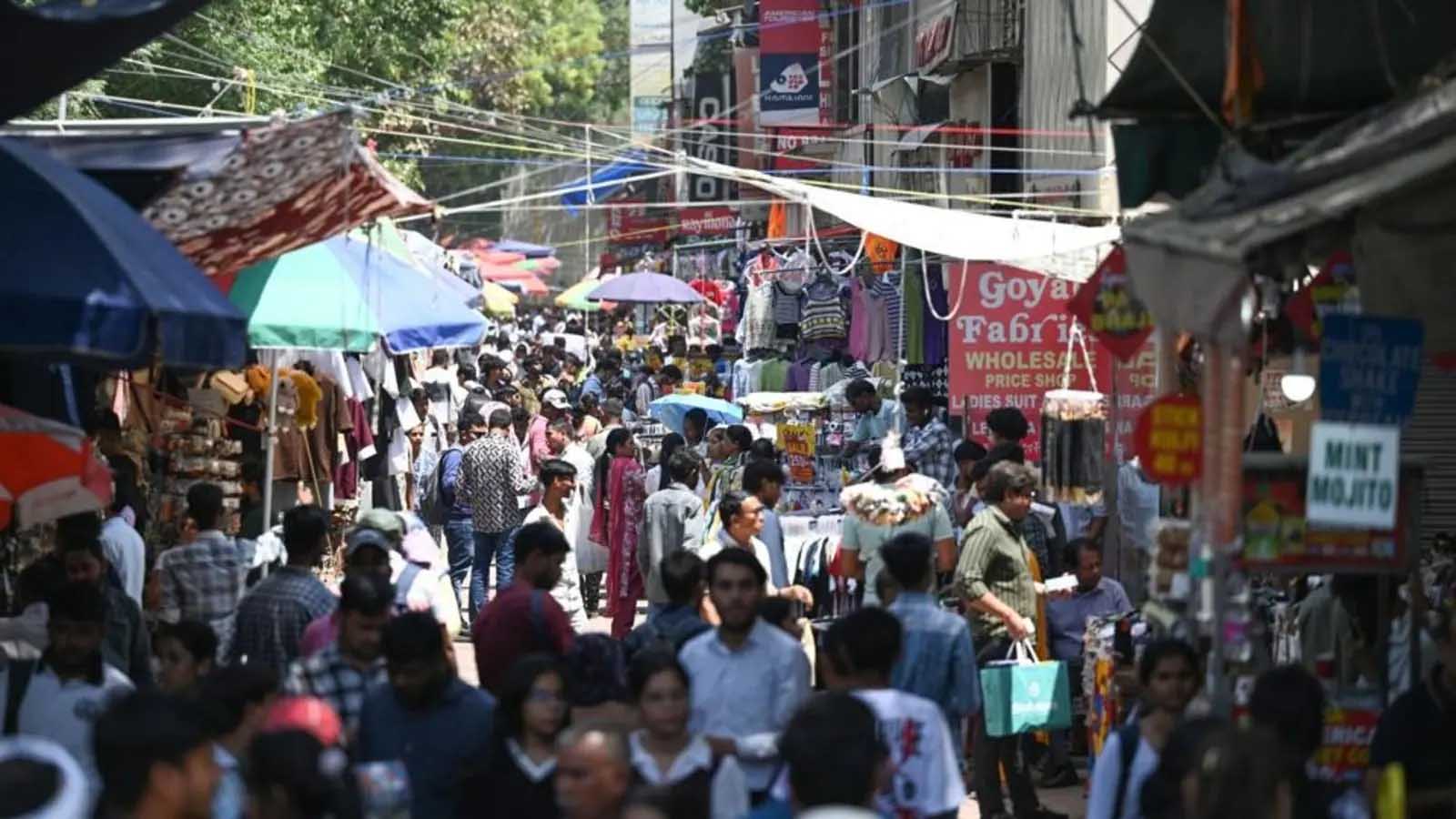 NMDC ने दिल्ली के खान मार्केट में एक समान दुकान साइनेज के लिए जारी किए नियम; दुकानदानरों को 2 महीने का नोटिस