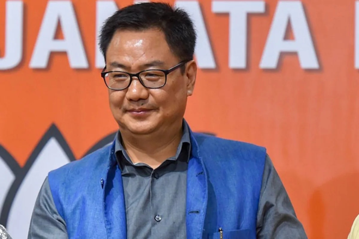 ‘चिल्ला-चिल्ला कर मेरा गला भी बैठ गया.., मानसून सत्र में हंगामे पर बोले रिजिजू, कहा – बीजेपी हमेशा सत्ता मे नहीं रहेगी लेकिन..