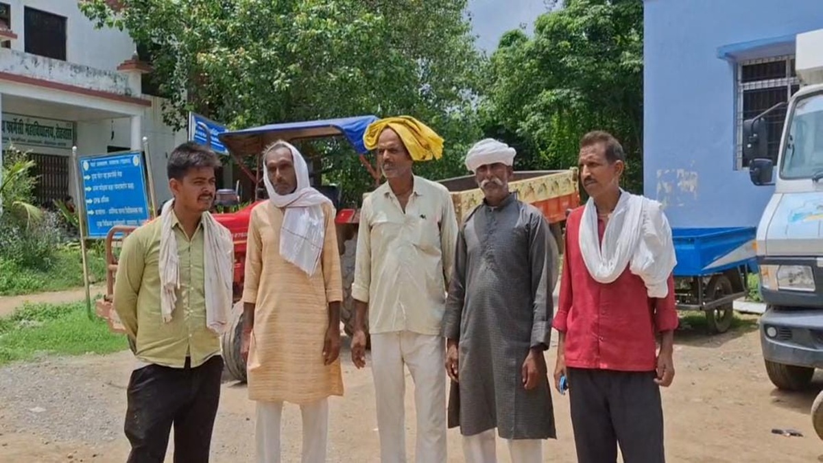 Bihar Crime : धनकड़ा गांव में फंदे से लटका मिला अधेड़ का शव, परिजन जता रहे हत्या की आशंका