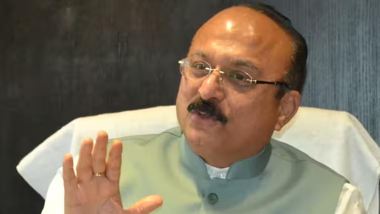 दिल्ली के मंत्रियों को महंगे फोन वाले आदेश पर मंत्री आशीष सूद ने कहा-‘ये चलता फिरता ऑफिस’