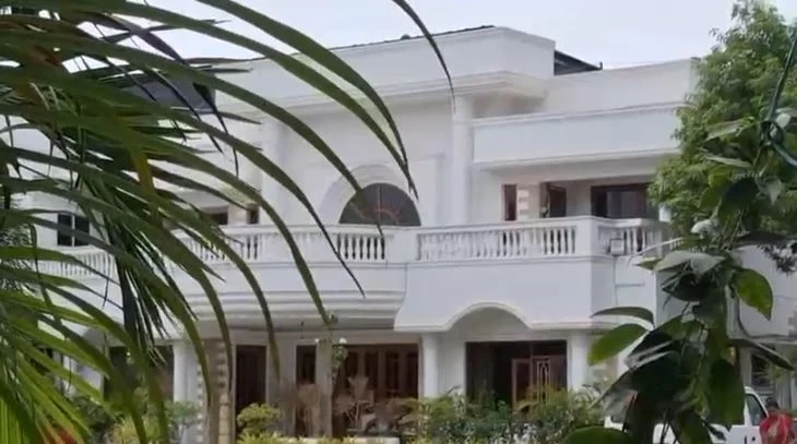 CG ED Raid Followup: महादेव सट्टा ऐप से जुड़े विजय अग्रवाल के तार… 70 लाख कैश जब्त… जयपुर में सौरभ की शादी में शामिल होने पर ईडी की नजर में आए