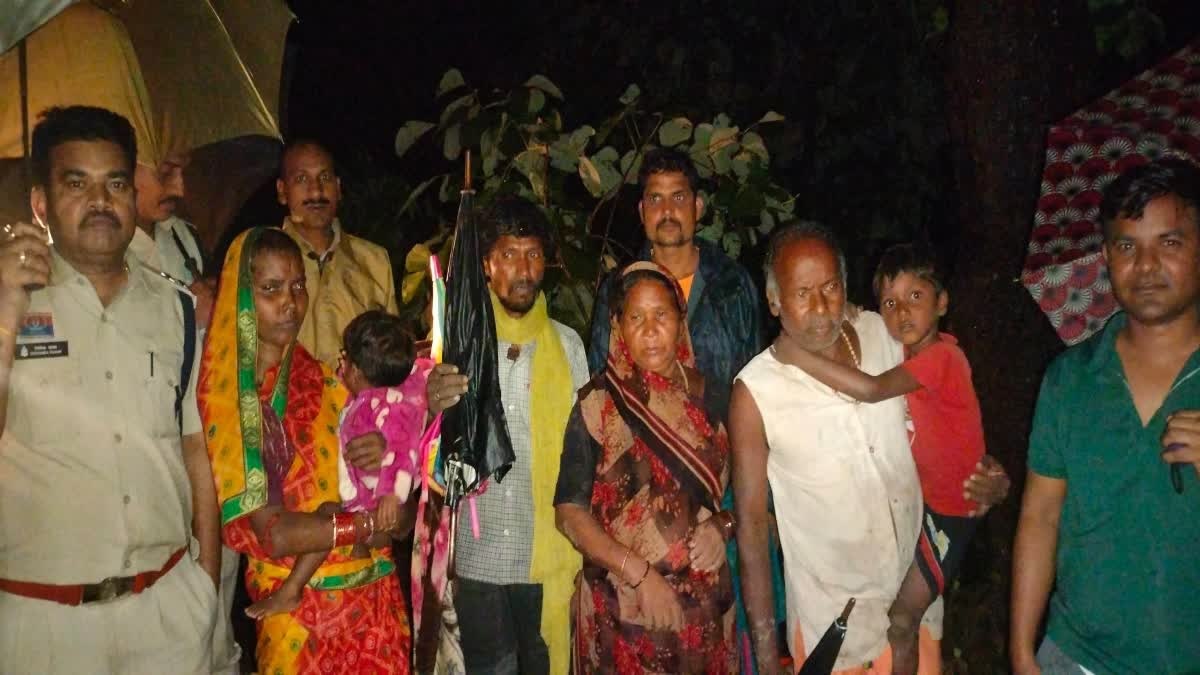 Korba News:  10 घंटे तक बाढ़ में फंसे 17 लोगों की रेस्क्यू टीम ने बचाई जान