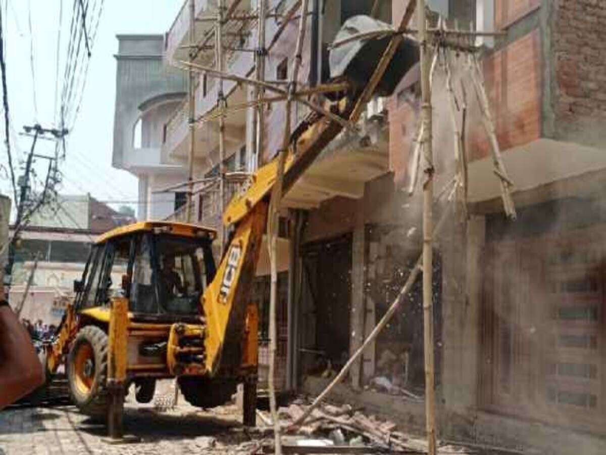 चांदनी चौक में अवैध निर्माण और अतिक्रमण पर चलेगा बुलडोजर, MCD ने विशेष टीमें की गठित