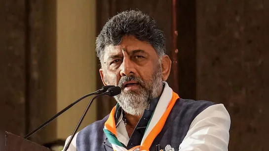 ‘कुर्सी मिलना बहुत मुश्किल है’, कर्नाटक में CM की कुर्सी को लेकर मचे बवाल के बीच फिर बोले डीके शिवकुमार