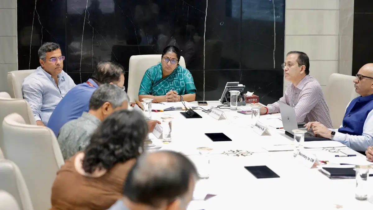 बढ़ सकती हैं आतिशी की मुश्किलें, CM रेखा गुप्ता ने बारापूला एलिवेटेड परियोजना की जांच के दिए आदेश, जानें क्या है पूरा विवाद