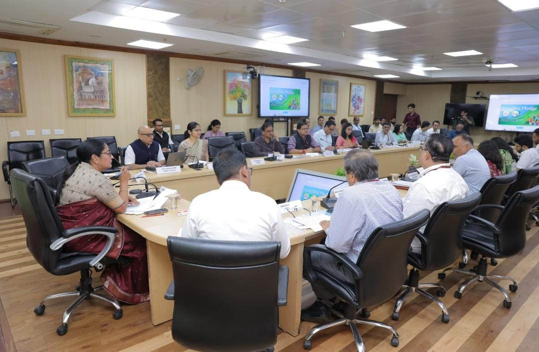 CM रेखा गुप्ता ने की घोषणा; 1 अगस्त से ‘दिल्ली को कूड़े से आजादी- स्वच्छता अभियान’ की शुरुआत, 1 महीने तक चलेगा
