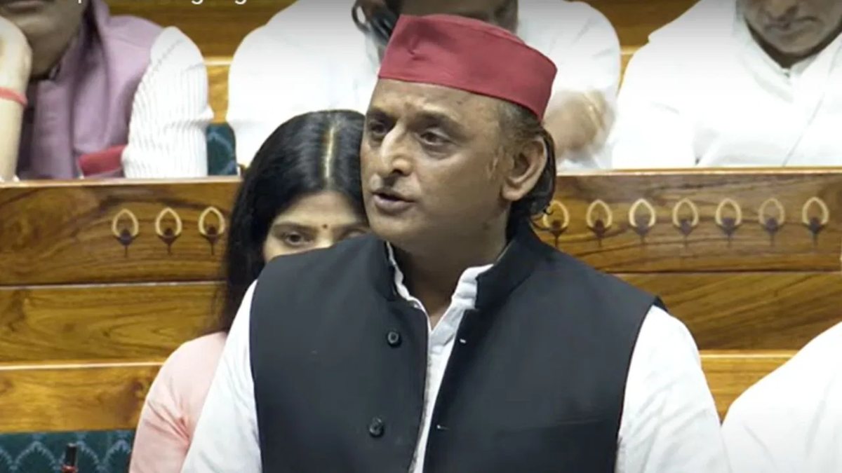 ‘मैं दुनिया को मनाने में लगा हूं, मेरा घर मुझसे रूठा जा रहा’, BJP पर अखिलेश यादव का तंज, बोले- अगर पाकिस्तान से खतरा तो चीन राक्षस है