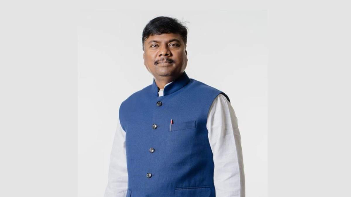 राहुल गांधी से आदिवासी नेताओं की मुलाकात पर मंत्री केदार कश्यप ने कांग्रेस को घेरा, कहा- क्या दीपक बैज ये पूछने की हिम्मत दिखा पाए कि छत्तीसगढ़ से कांग्रेस ने किसी आदिवासी को राज्यसभा क्यों नहीं भेजा ?