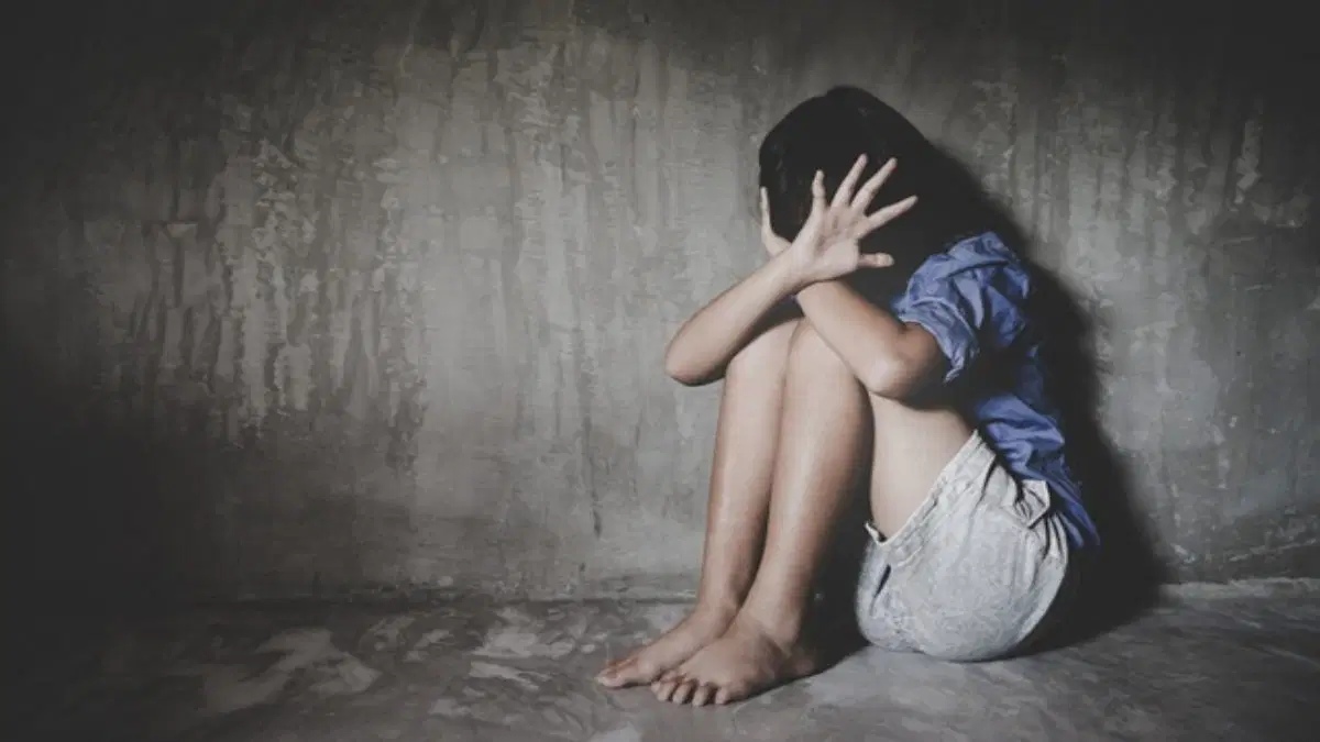 Odisha News: नाबालिग लड़की से 14 दिन तक दुष्कर्म