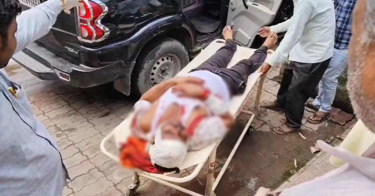 निवाड़ी में सरपंच पर जानलेवा हमला: कुल्हाड़ी से सिर पर किया वार, हाथ टूटा, झांसी रेफर, पूर्व सरंपच के परिजनों पर मारपीट का आरोप