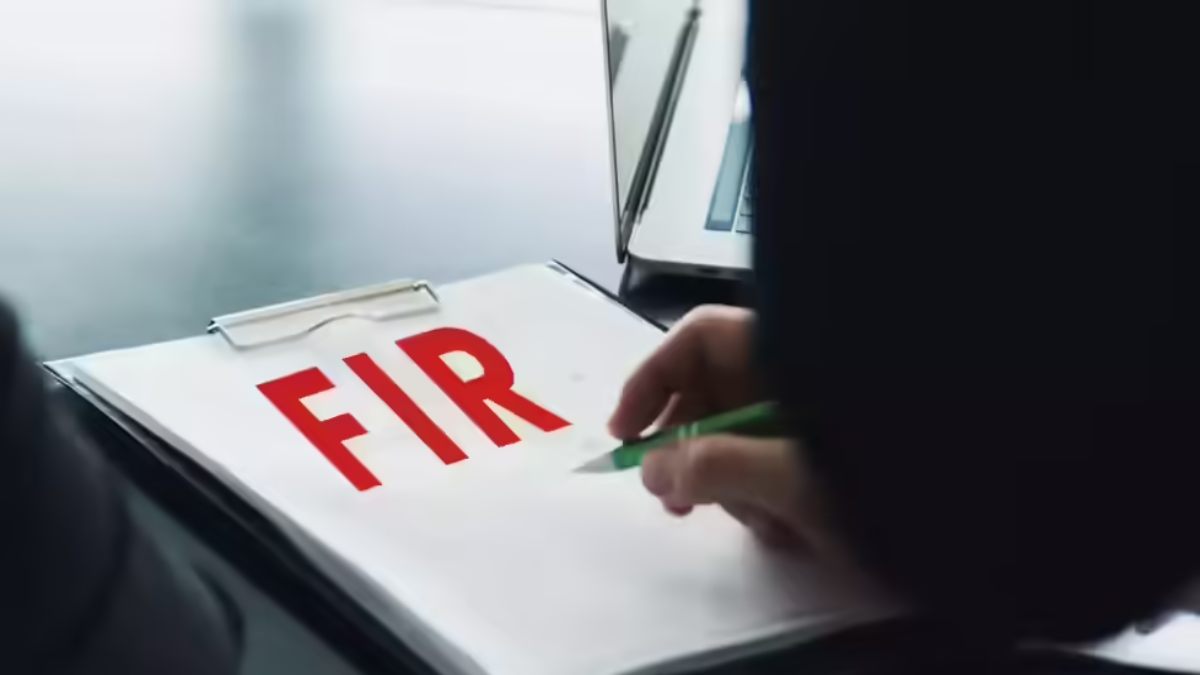 महिला पार्षद और पति पर FIR दर्ज : पानी-बिजली की समस्या को लेकर निगम कार्यालय का किया था घेराव