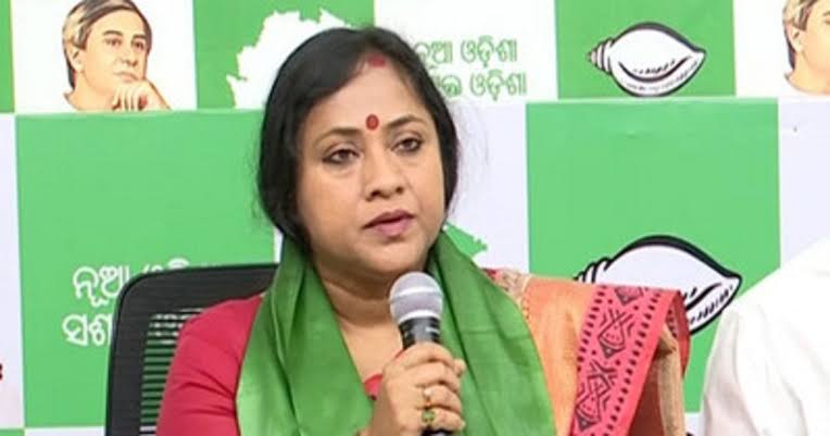 बीजद नेता लेखाश्री ने की भाजपा विधायक के खिलाफ कार्रवाई की मांग, खटखटाया महिला आयोग का दरवाजा