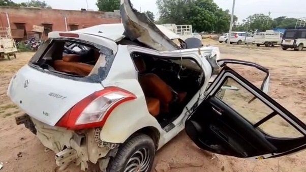 Rajasthan News: बीकानेर में भीषण सड़क हादसा: खाटूश्याम दर्शन कर लौट रहे चार लोगों समेत 5 की मौत
