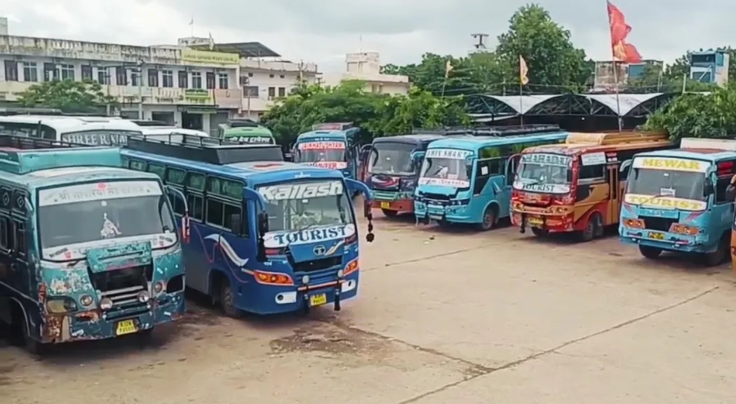 Rajasthan News: निजी ऑपरेटर्स ने खोला मोर्चा…आज से स्लीपर बसों का चक्काजाम