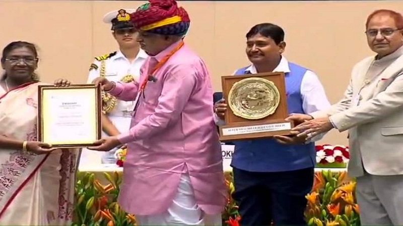Rajasthan News: स्वच्छता सर्वेक्षण 2024 में राजस्थान का एकमात्र ‘सुपर स्वच्छ लीग सिटी’ बना डूंगरपुर