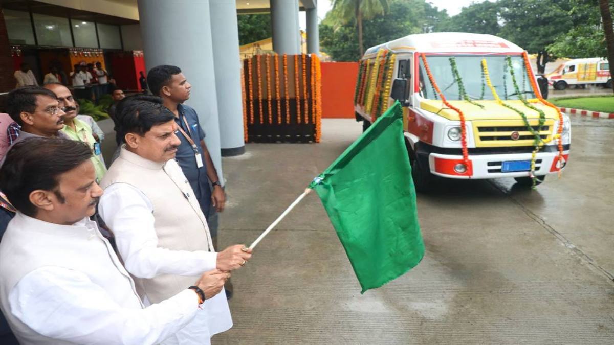 मध्य प्रदेश में कल से शुरू होगी निःशुल्क शव वाहन सेवा, सीएम डॉ मोहन यादव ने दिखाई हरी झंडी
