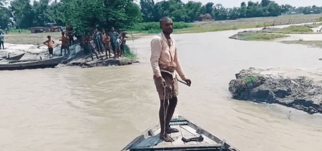 Bihar News: कोसी नदी के कटाव से 80 से 90 मीटर का लूप टूटा, तेजी से खेतों में फैला पानी