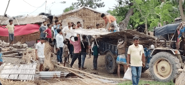 Bihar News: कोसी नदी के कटाव से बेघर हुए लोग, पलायन करने को मजबूर