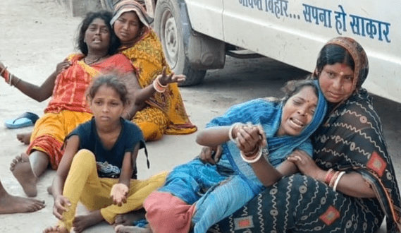 Bihar News: टेंपो और पिकअप की सीधी टक्कर में टेंपो सवार 2 मजदूर की मौत, 7 घायल