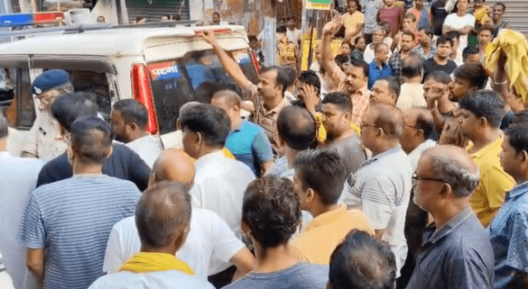 Bihar News: आधी रात को पटना मेयर के घर पहुंची कई थानों की पुलिस, जानें पूरा मामला