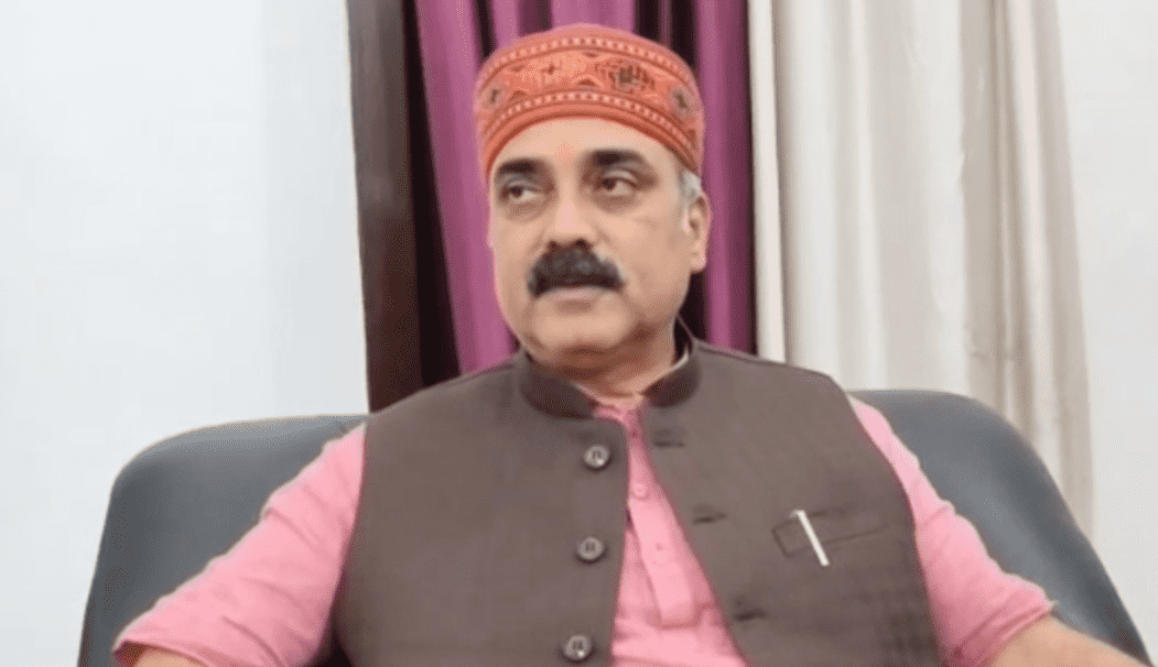 Bihar News: जीवेश मिश्रा ने तेजस्वी यादव पर साधा निशाना, कहा- ‘अगर है हिम्मत तो 15 साल बनाम 20 साल के विकास के मुद्दे पर चर्चा करके बताए’