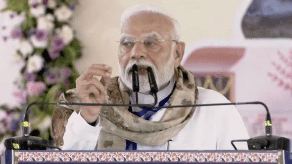 PM Modi Bihar Visit: पीएम मोदी ने बिहारवासियों को दी बड़ी सौगात, कहा- ‘इस धरती ने गांधी जी को नई दिशा दिखाई’