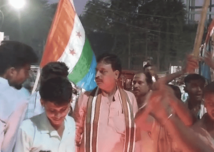 Bihar News: बक्सर में बढ़ते अपराध के खिलाफ एनएसयूआई का मशाल जुलूस, जदयू-भाजपा सरकार पर कानून-व्यवस्था विफल होने का आरोप