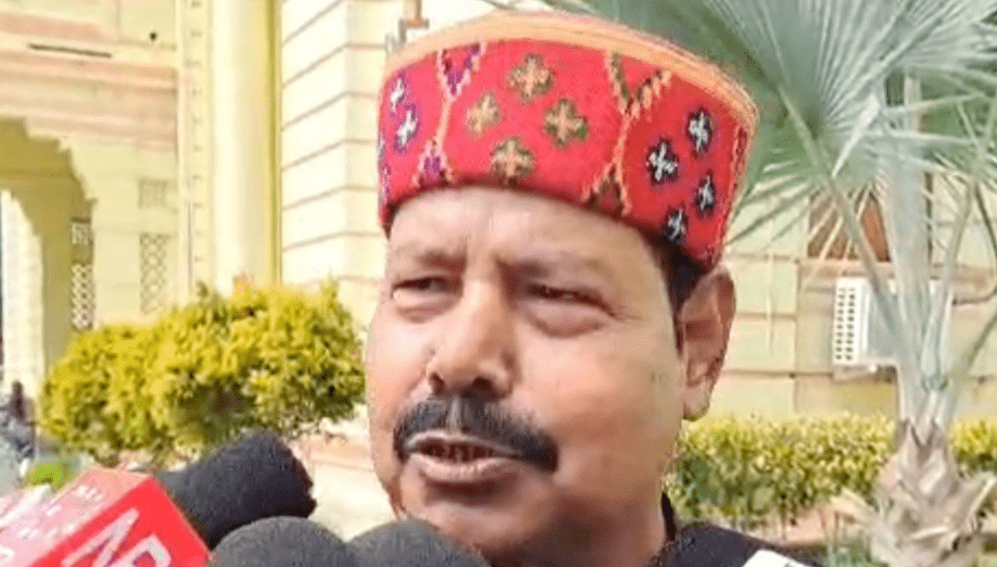 Bihar News: राजद विधायक भाई वीरेंद्र ने ACS एस सिद्धार्थ पर बोला हमला, कहा- ‘धन कुबेर अधिकारी है, पैसा के बल पर चुनाव लड़ेंगे’